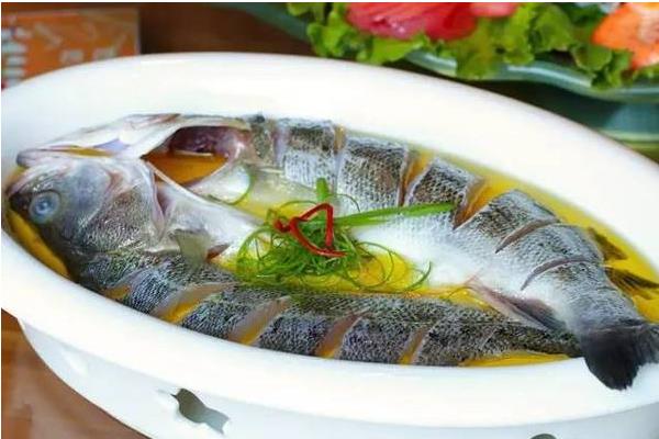 鱸魚有刺嗎 鱸魚是海鮮嗎 鱸魚貴嗎