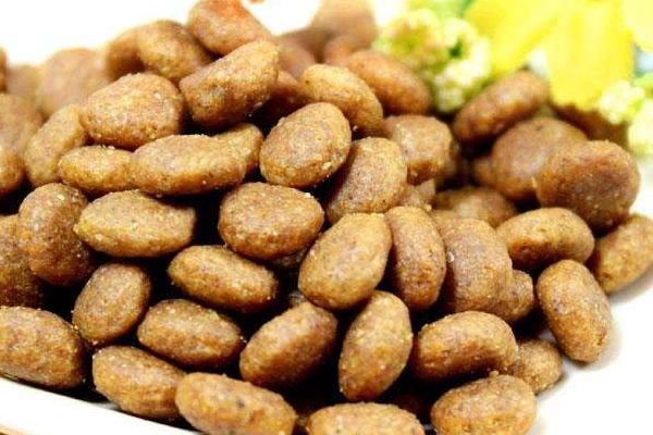 狗糧是什么做的 狗糧怎么泡（泡多久才合適）