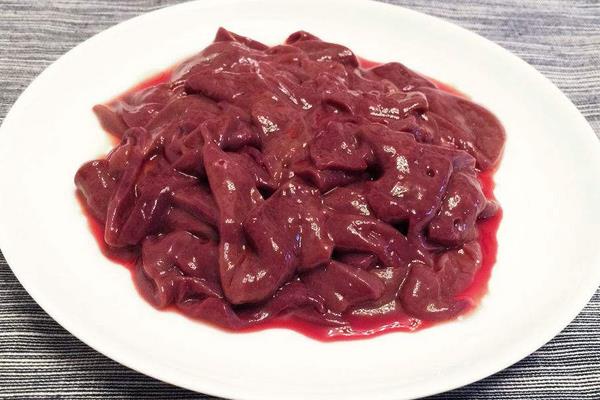 雪納瑞吃什么狗糧好 雪納瑞第一胎能生幾只