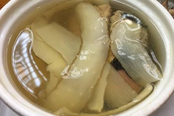 赤練蛇市場價格多少錢一條 赤練蛇有毒嗎