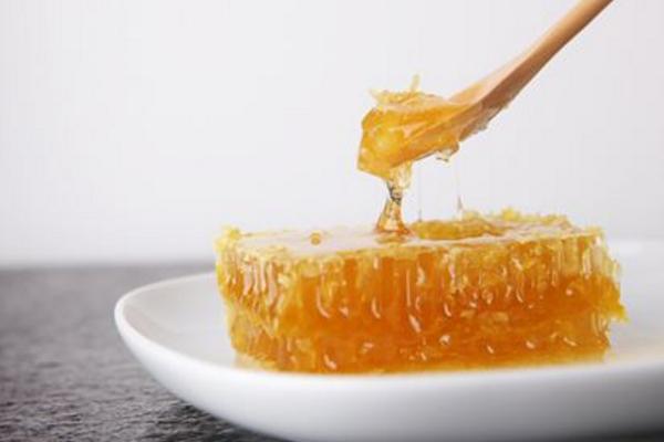 蜂巢蜜怎么保存 吃蜂巢蜜有什么好處