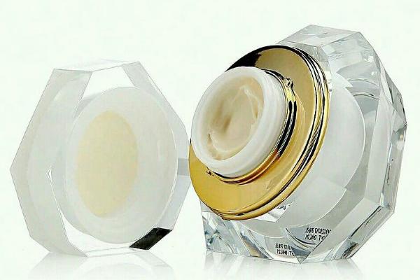 蝸牛霜的功效與作用 泰國蝸牛霜的正確使用方法