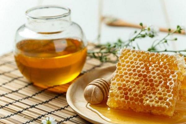 蜂蜜功效與作用及禁忌 蜂蜜吃多了會怎么樣