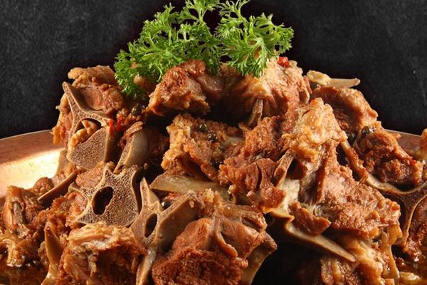 羊蝎子是什么 羊蝎子是羊的哪個部位