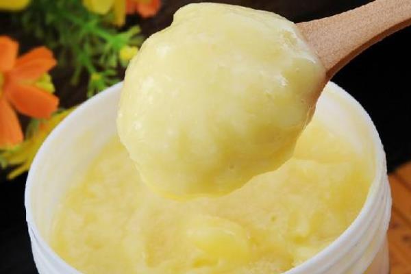 蜂王漿是什么 蜂王漿是怎么形成的