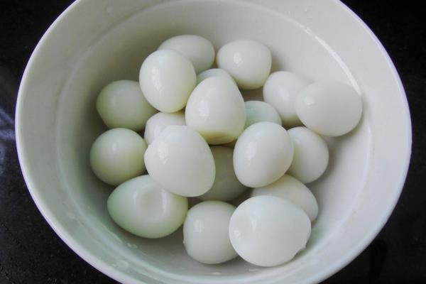 鵪鶉蛋去殼機市場價格多少錢一臺 鵪鶉蛋去殼機原理