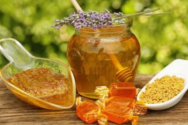 真蜂蜜和假蜂蜜的區別是什么 怎樣鑒別蜂蜜的真假