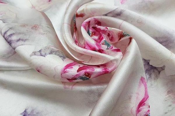 桑蠶絲用什么洗最好 桑蠶絲會縮水嗎