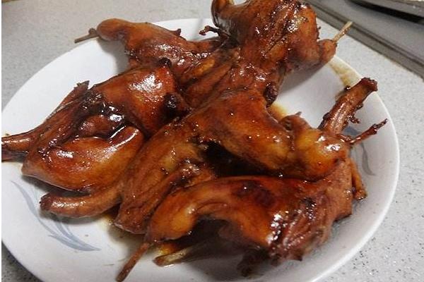 鵪鶉怎么做好吃又簡單 鵪鶉不能和什么一起吃