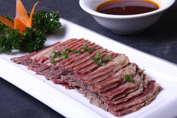 驢肉的功效與作用及禁忌 驢肉的營養(yǎng)價(jià)值