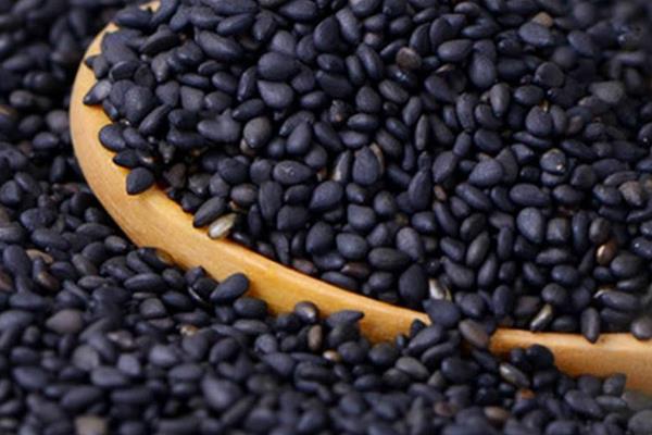 黑芝麻吃多了有什么壞處 黑芝麻每天吃多少合適