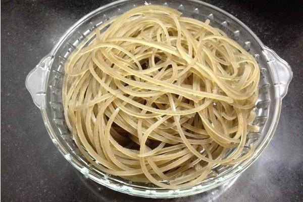 地瓜粉和紅薯粉的區別是什么 用紅薯粉怎么制做涼粉