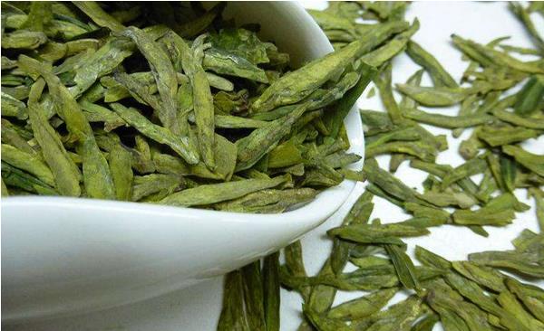 雨前龍井和明前龍井哪個好 龍井茶的特點
