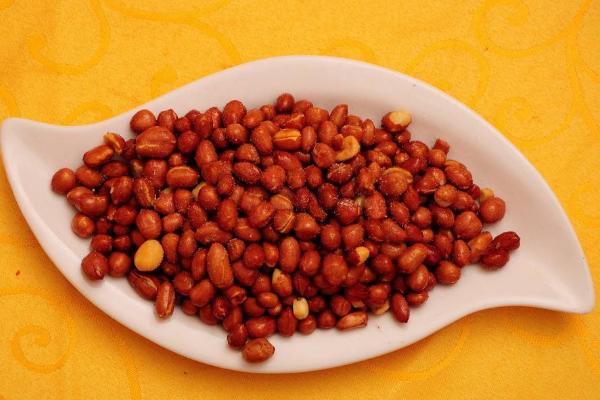 花生米煮多長時間能熟 花生米正確的吃法