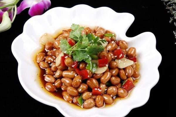 用什么醋泡花生米最好 醋泡花生米能長期吃嗎