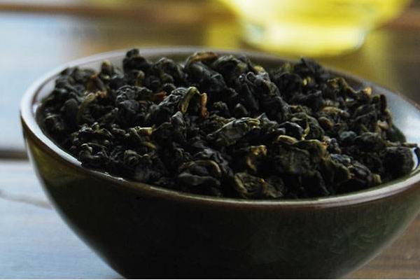 凍頂烏龍茶市場價格多少錢一斤 凍頂烏龍適合什么人喝