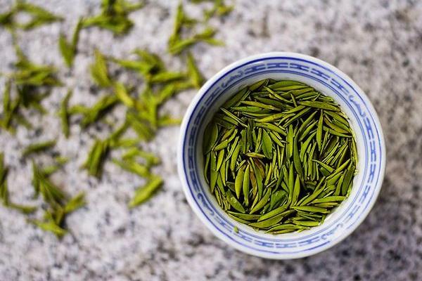 廬山云霧茶市場價格多少錢一斤 廬山云霧茶屬于什么茶