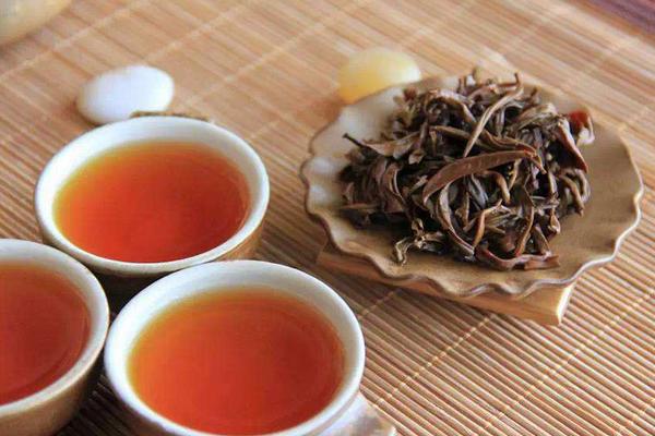 普洱茶功效與作用及禁忌 晚上喝普洱茶好嗎