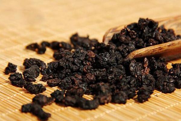 烏龍茶和黑烏龍茶的區別是什么 黑烏龍茶味道是怎樣的