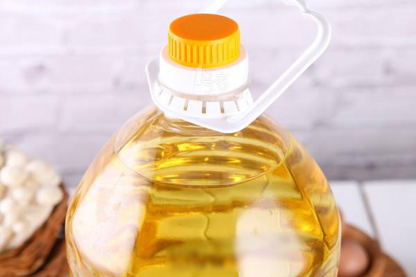 大豆油、花生油、玉米有哪個好 一級大豆油和三級大豆油哪個好