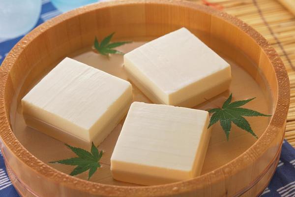 花生豆腐的做法和配方 花生豆腐加工技術(shù)