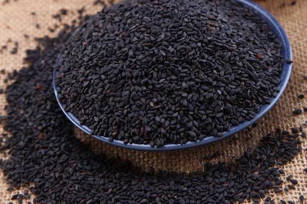 黑芝麻市場價格多少錢一斤 吃黑芝麻會變黑嗎