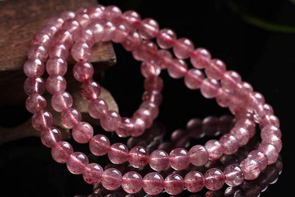 什么人不適合帶草莓晶 草莓晶真的會招桃花嗎