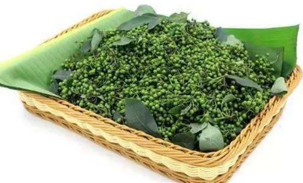 藤椒是不是就是青花椒 藤椒和青花椒的區別是什么