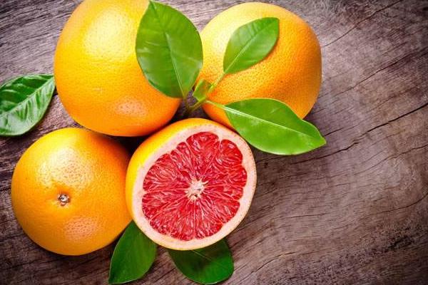 西柚一天吃多少合適 一天吃1個西柚會過量嗎