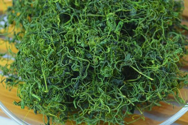 絞股藍(lán)茶泡好還是煮好 絞股藍(lán)茶能長(zhǎng)期喝嗎