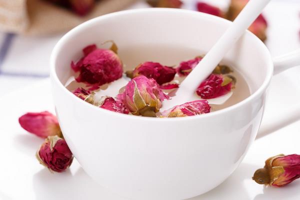 玫瑰花茶和什么搭配好 玫瑰花茶一次放幾朵