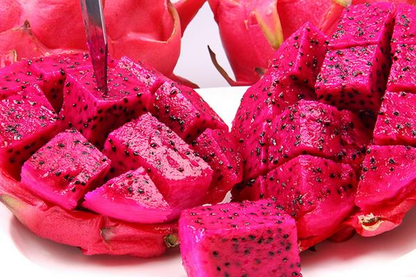 吃火龍果的最佳時間是什么時候 火龍果吃多了會怎樣