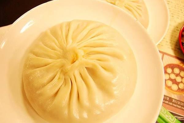 蟹黃湯包怎么做好吃又簡單 靖江蟹黃湯包正宗做法 蟹黃湯包是哪里的特產