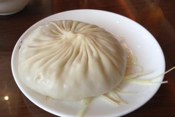 蟹黃湯包怎么做好吃又簡單 靖江蟹黃湯包正宗做法 蟹黃湯包是哪里的特產