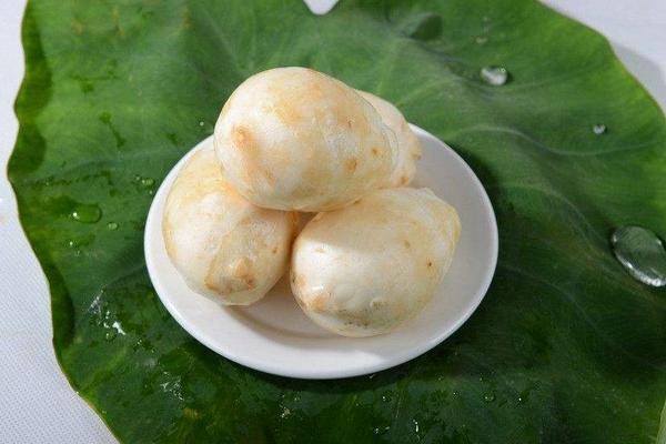 滴水觀音和芋頭的區(qū)別是什么 大芋頭和小芋頭的區(qū)別是什么