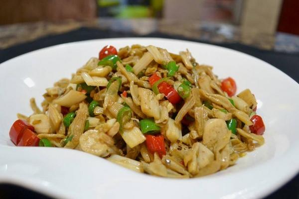 藕尖怎么做好吃又簡單 藕尖長在蓮藕哪個地方