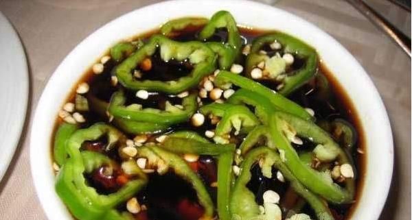 醬油青椒怎么做好吃又簡單 醬油青椒家常做法大全