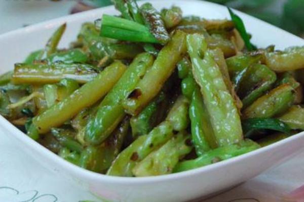 醬油青椒怎么做好吃又簡單 醬油青椒家常做法大全