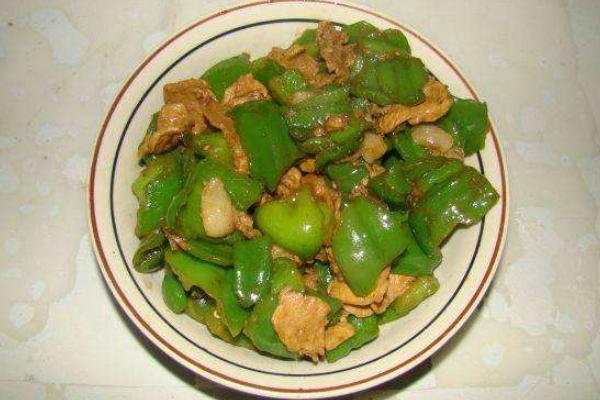 青椒炒肉怎么做好吃又簡單 青椒炒肉家常做法大全