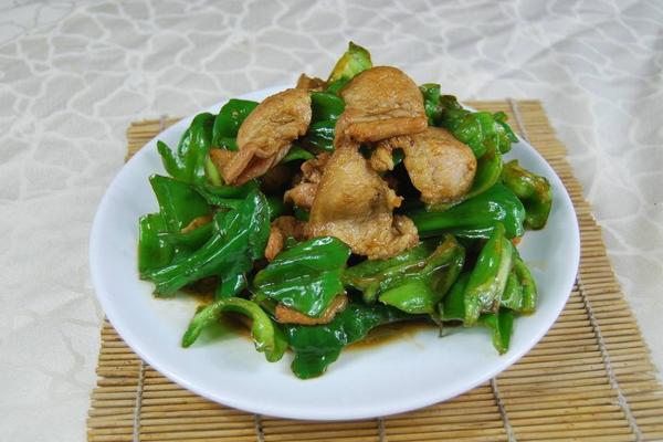 青椒炒肉怎么做好吃又簡單 青椒炒肉家常做法大全