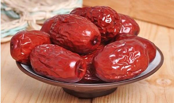 紅棗是哪的特產(chǎn) 每天堅(jiān)持吃紅棗有什么好處