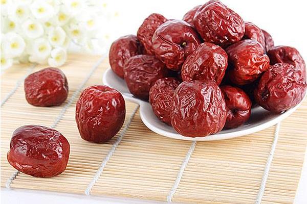 紅棗是哪的特產(chǎn) 每天堅(jiān)持吃紅棗有什么好處