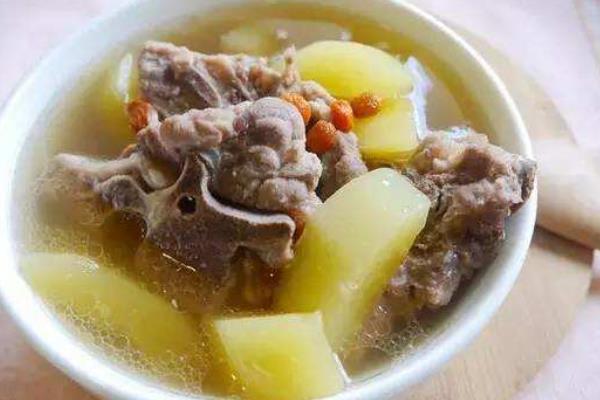 青木瓜下奶還是熟木瓜 青木瓜怎么吃更豐胸