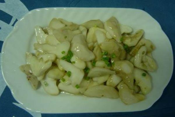 羊角蜜甜瓜怎么吃 羊角蜜甜瓜要削皮吃嗎