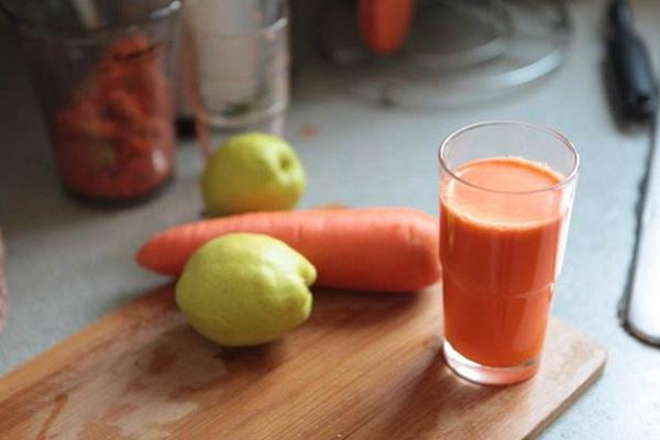 梨子汁的功效與作用 梨子汁怎么榨才好喝