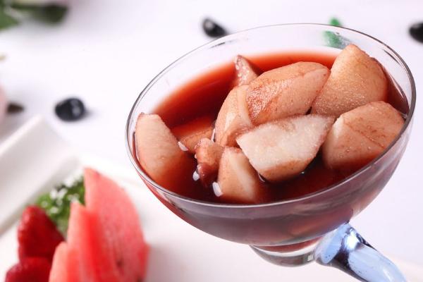 紅酒雪梨的正宗做法 紅酒雪梨用什么紅酒