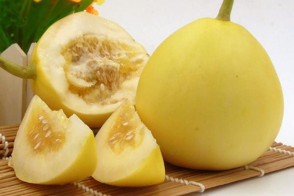 甜瓜和桃子能一起吃嗎 腸胃不好能吃甜瓜嗎