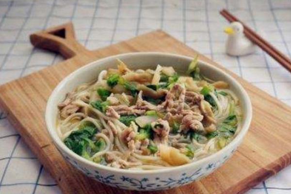 青椒肉絲面怎么做好吃又簡單 青椒肉絲面家常做法大全