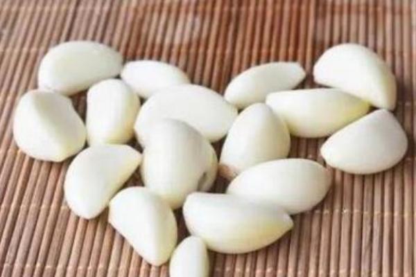 怎樣用大蒜祛斑 大蒜祛斑的最快方法