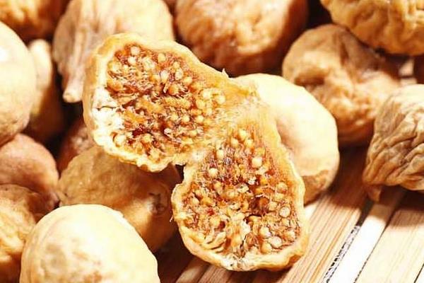 無花果干市場價格多少錢一斤 吃無花果干有什么好處